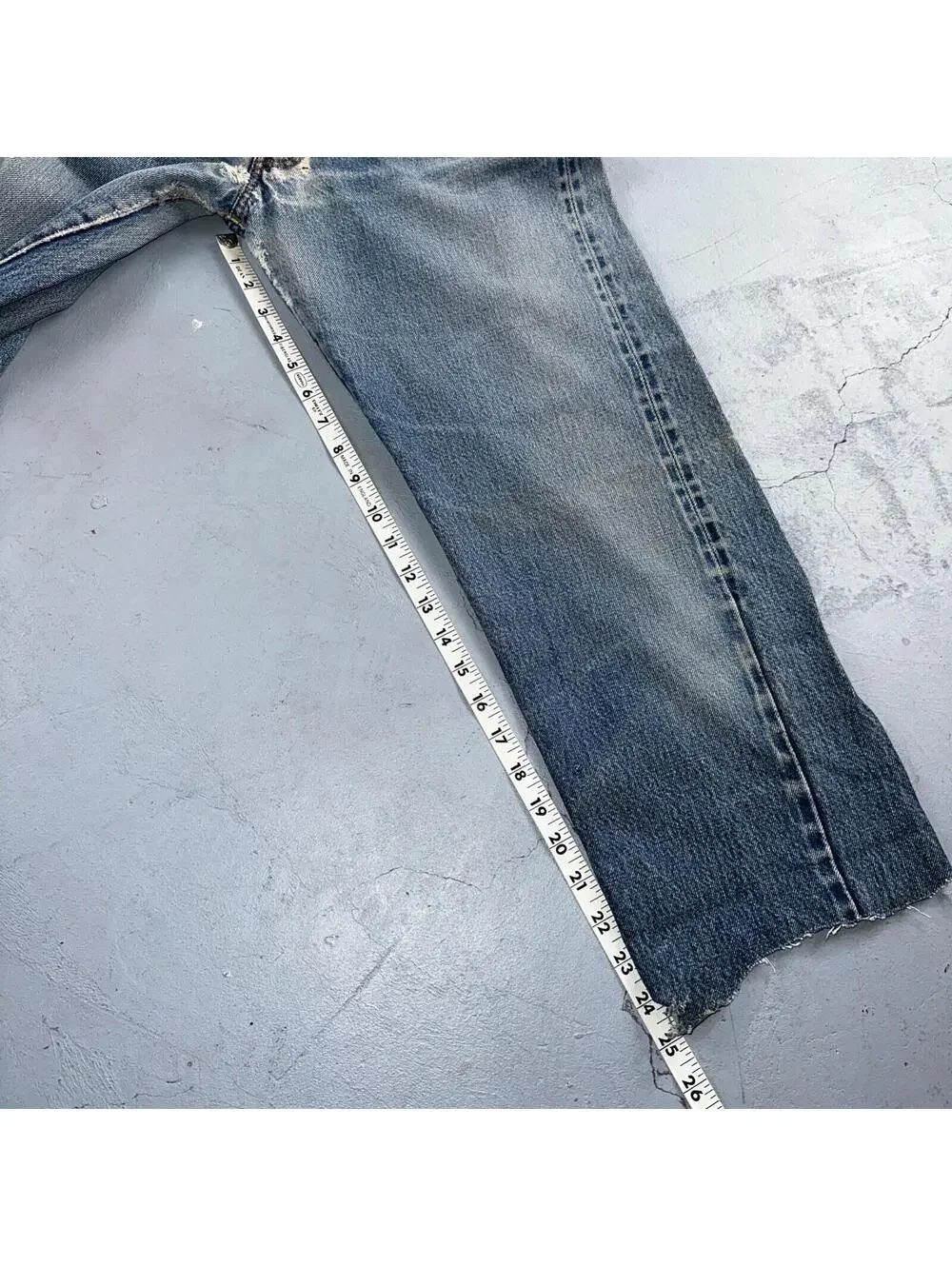 Levis 501 Vintage 80s Redline Selvedge USA XX Jeans Light Wash Capri Act 30x25